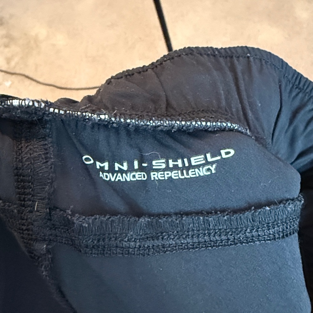 Men's Black Jogger Pants Columbia size medium Omni shield advanced repellency - Picture 8 of 9